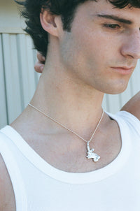 Arnev Pendant
