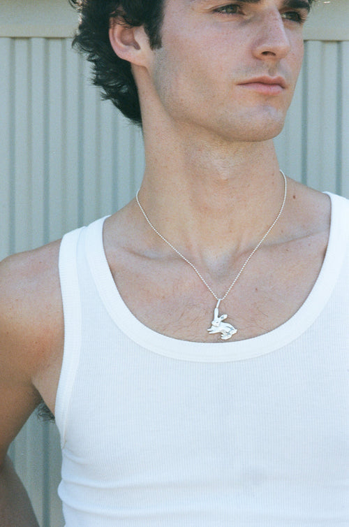 Arnev Pendant