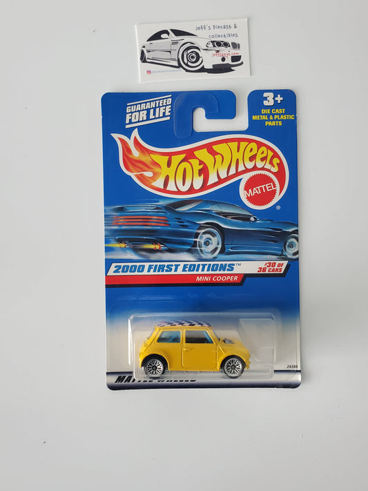 2000 Hot Wheels Mini Cooper #90