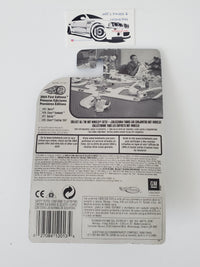 2004 Hot Wheels Blings Chevy Avalanche #26