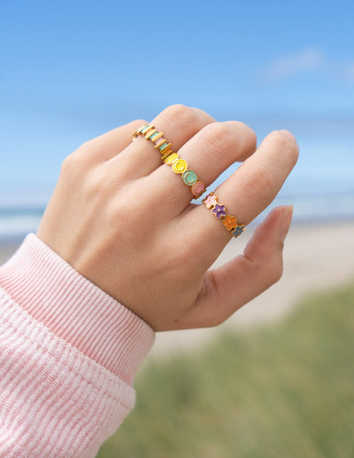 Staggered Enamel Ring