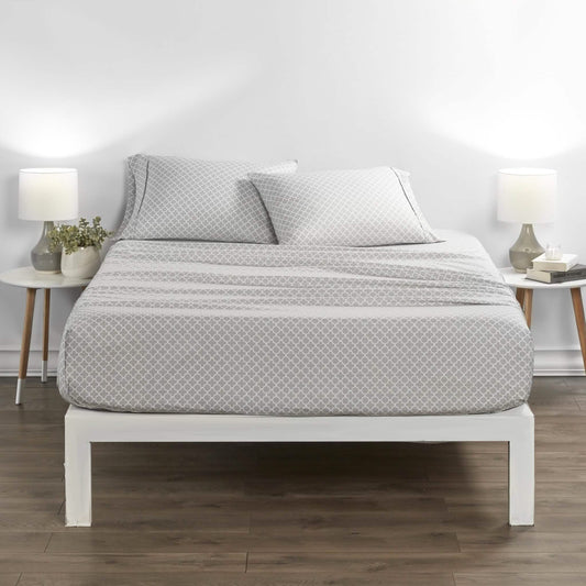 4-Piece: Quatrefoil Patterned Sheet Set