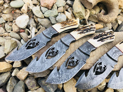 Deer Knives – 10" Wire-Cut Damascus Steel Blade with Antler Horn Handle & Leather Sheath