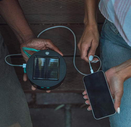Hakol Luci Solar String Lights + Phone Charger