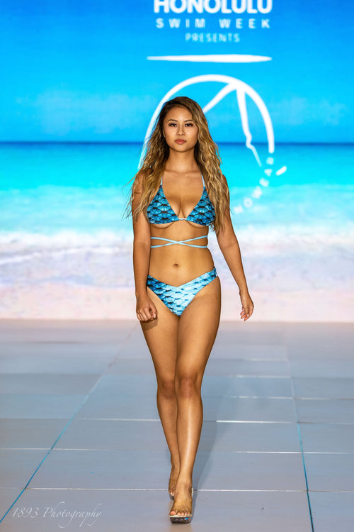 Sustainable & reversible Hilikini top