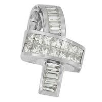 14K White Gold 2 cttw Princess and Baguette Cut Diamond Ribbon Pendant Necklace (H-I, SI-SI2)