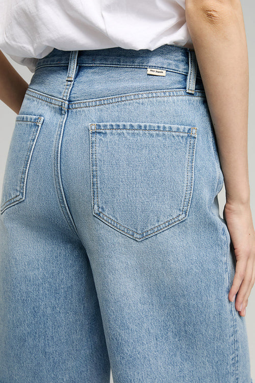 Coastal Breeze 90's Bermuda Shorts HJ807