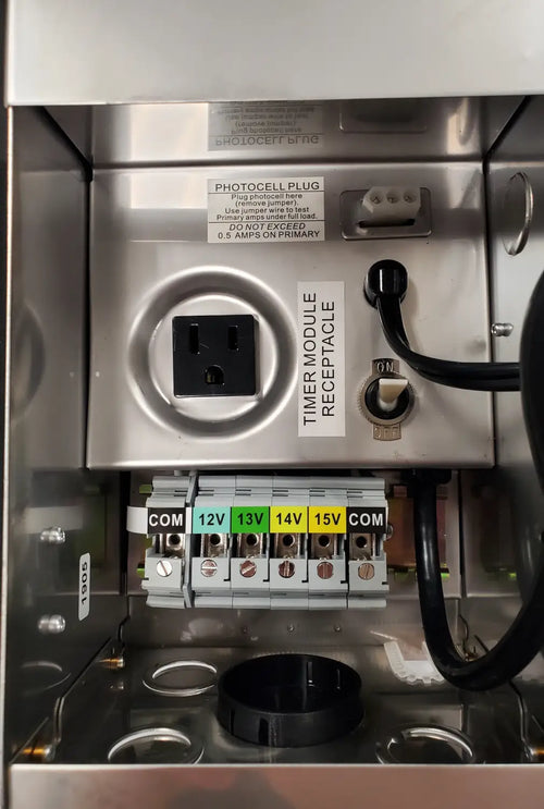 900W Low Voltage Lighting Transformer | 12V - 15V