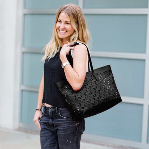 LOVE TOTE