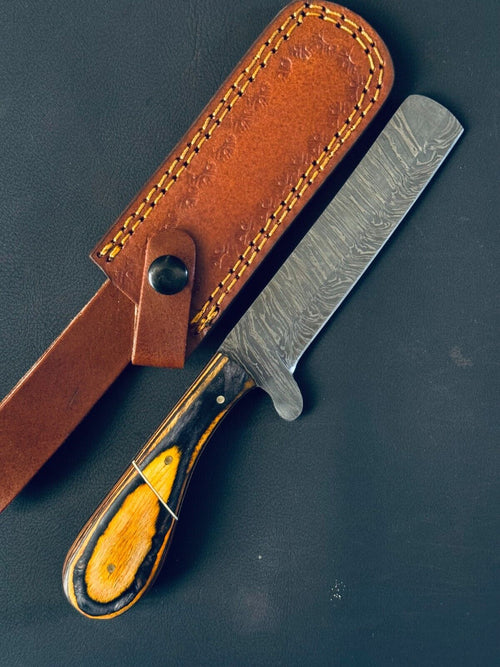 Bull Cutter Knife | Handmade Damascus Steel Blade with Pakkawood Handl