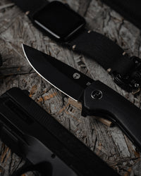 The Peasant Folding Pocket Knife Giftset for Men and Women (Black and Blue) Holtzman's Gorilla Survival