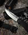 The Straight Back Folding Pocket Knife Giftset for Men and Women (Black and Blue)