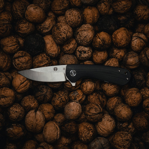 The Peasant Folding Pocket Knife Giftset for Men and Women (Silver and Black) Holtzman's Gorilla Survival