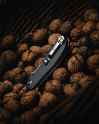 The Straight Back Folding Pocket Knife Giftset for Men and Women (Grey and Red)