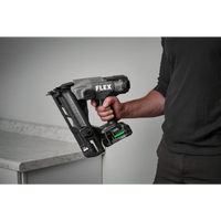 FLEX FX4321A-1A 16Ga Angled Nailer Kit (1x2.5Ah Battery+160W Charger)
