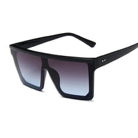 Retro Modern Elegant Square Sunglasses for Women and Lady With Big Frame Fashion Girls Sunglasses In Vintage Style With UV400 Protection