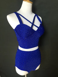 Sparkly Rhinestone Crop Top & High-Waisted Shorts Two-Piece Dance Costume Set