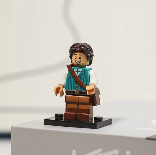 Flynn Rider Minifigure - From Tangled / Rapunzel