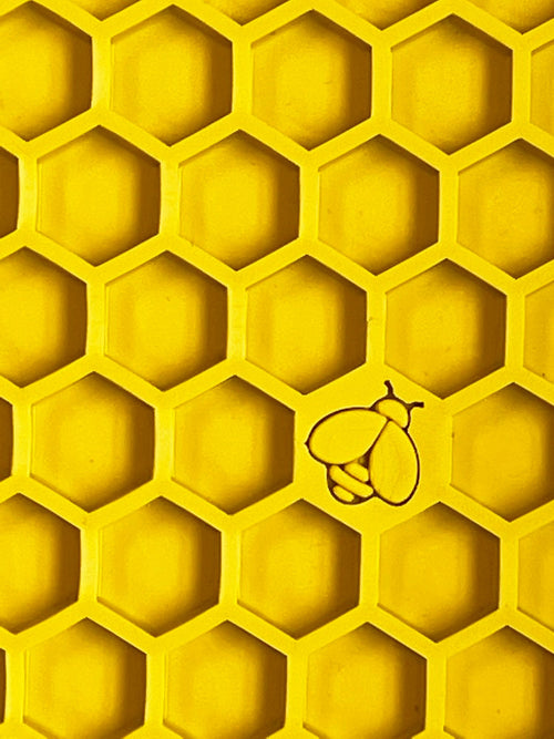 Honeycomb eMat - Enrichment Lick Mat for Dogs and Cats | eMat Enrichment Toy for Anxiety Relief | SodaPup