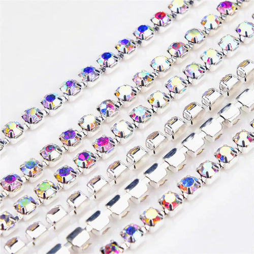 The Stardust Sparkle Claw – Premium Glass Crystal Strass Rhinestone Trim