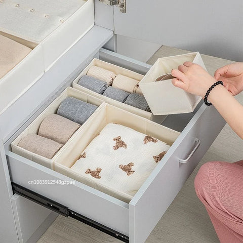 3pcs/1set Underwear Storage Box Foldable Non-woven Storage Box Six-piece Set Underwear Bra Socks Drawer Storage Finishing Box