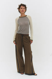 MIRINAE RAGLAN TOP IN MATCHA MEL