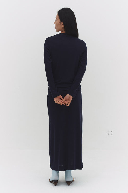 NARAE LONG SLEEVE TOP IN NAVY