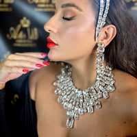 Exaggerated Geometric Rhinestone Necklace