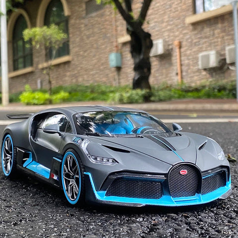 1:32 Bugatti Veyron Divo Легкосплавна модель спортивного автомобіля Лита під тиском металева іграшкова машина Модель автомобіля Симулятор Звук Світло Колекція Дитячий подарунок