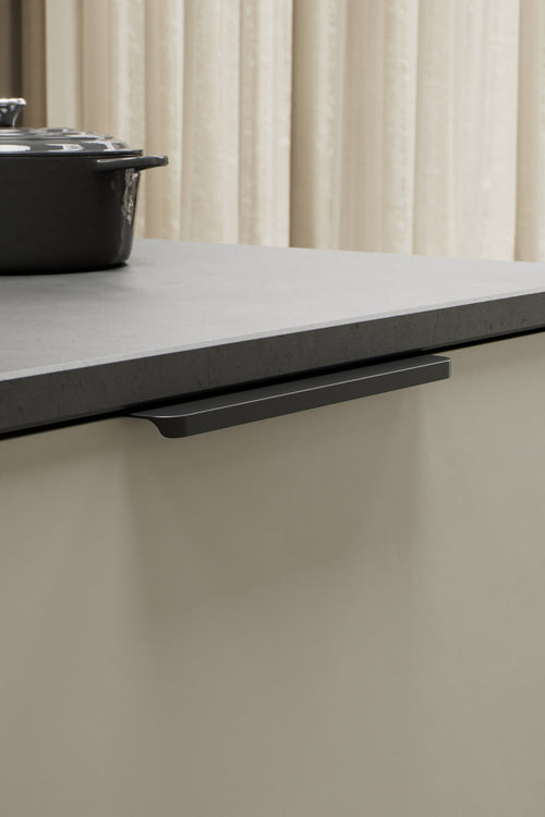 Matte Black "Comet" Edge Drawer Tab Pulls Euro • Knobs