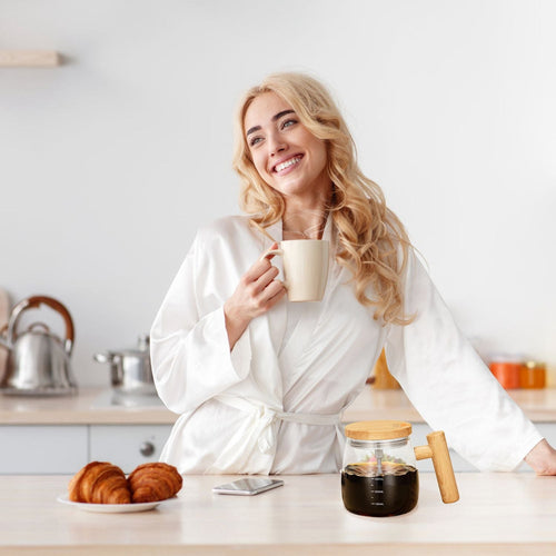 Electric Mixing Mug 400ML High Speed Mixing Cup USB Rechargeable Self String Mug IP67 Waterproof One Button Start for Coffee Milk Protein Powder Egg EasyOptionXY LLC