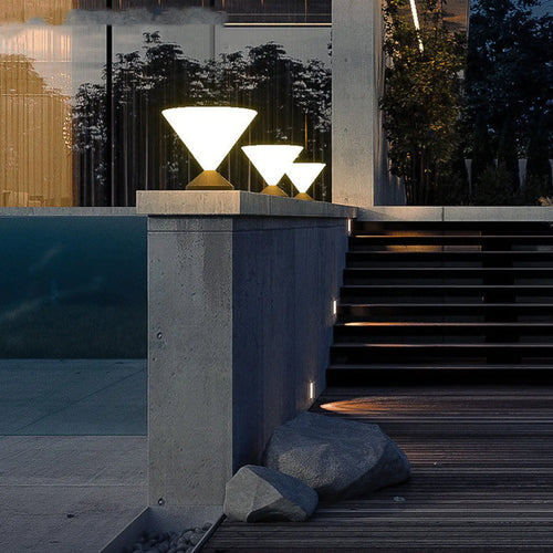 Elegant Solar Lamp Post for Outdoor Garden & Pathway Lighting