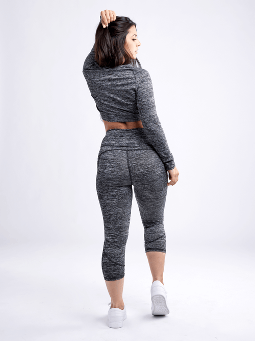 JupiterGear Mid-Rise Capri Fitness Leggings with Side Pockets
