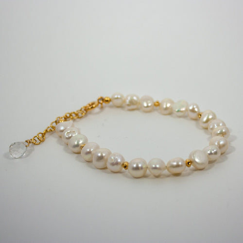 Freshwater Pearl Gold Bracelet Adjustable 7 Inch Delicate