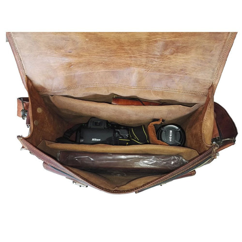The Robert Capa Camera Messenger