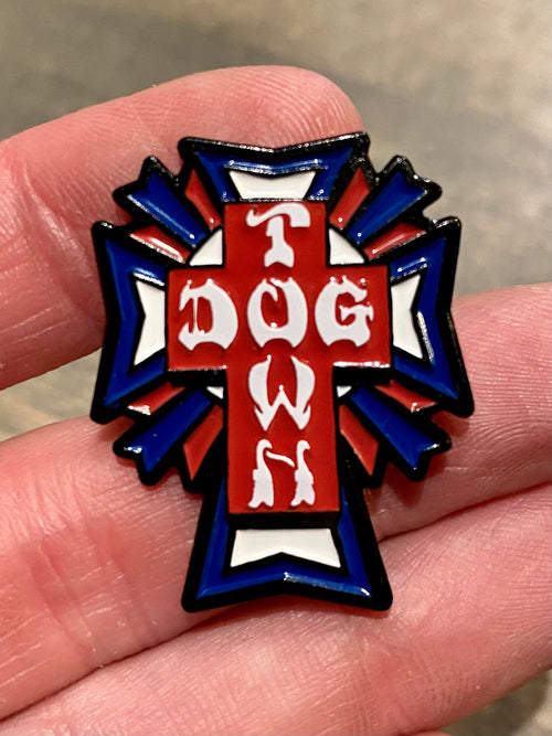 DOGTOWN/Suicidal Pin