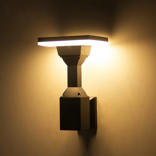 Outdoor LED Wall Lamp with Durable Aluminum Housing Waterproof Design