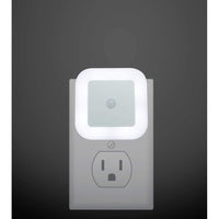 Hakol LED Night Light Lamp with Smart Sensor Dusk to Dawn Sensor, Daylight White, 0.5W Plug-in, 6-Pack