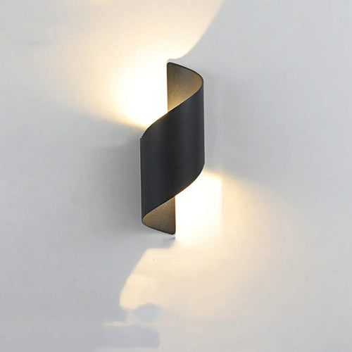 Simple Outdoor LED Lamp with Sleek Waterproof Design