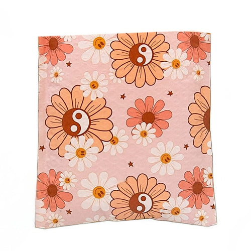 Yin Yang Daisy Bubble Mailers Size 6.5x10 Padded Envelopes